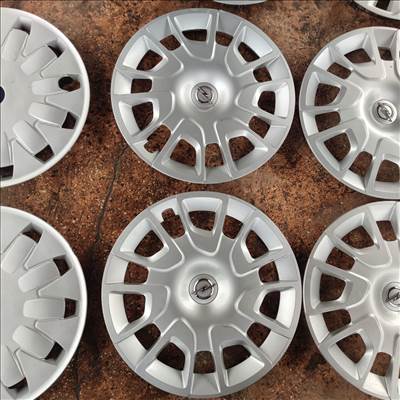 16-os Gyári Opel dísztárcsa 15000ft a 4db/40/