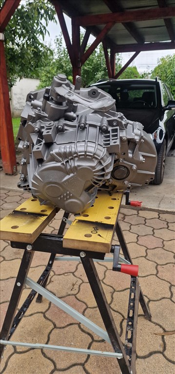 Opel Zafira B 1.7 CDTI M32 felújított váltó 4. kép