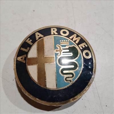 201968 Alfa Romeo 145,146, 147,156,166,Gt alufelni közép kupak a képen látható állapotban 60652886