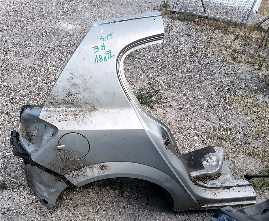 Opel Astra H 5 ajtóshoz jobb hátsó sárvédő 1. kép