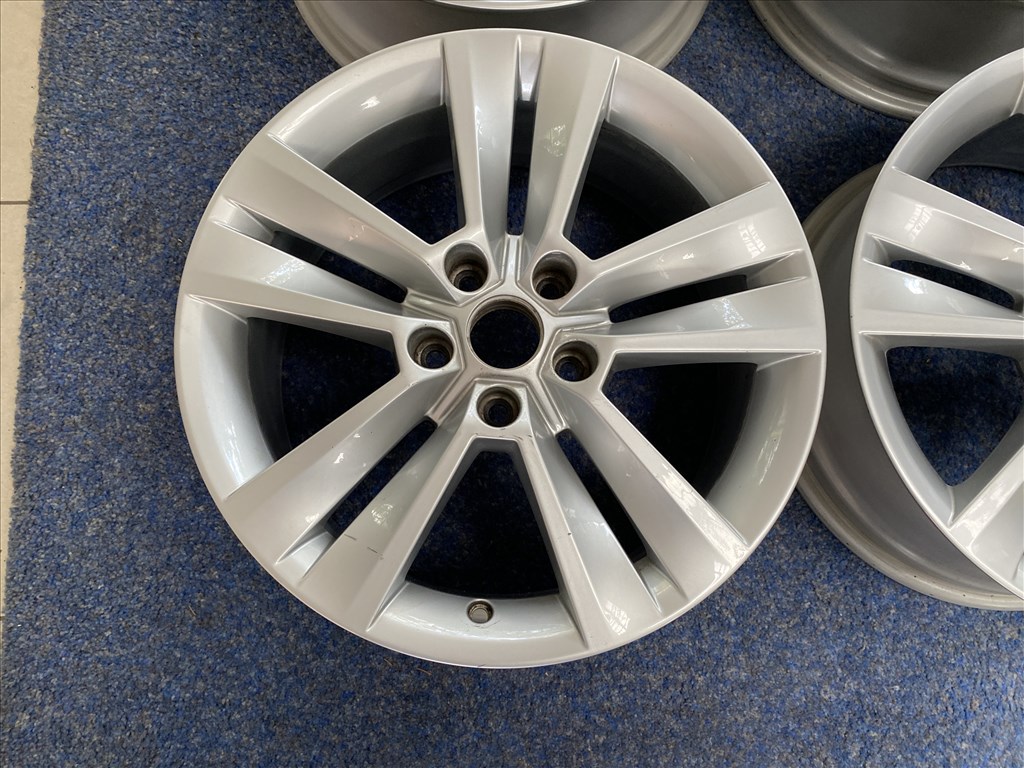 (3640) Skoda 17 gyári alufelni felni, 5x112, Kodiaq 5. kép