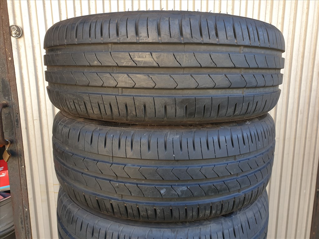  195/55 15 Kumho Ecsta 2. kép