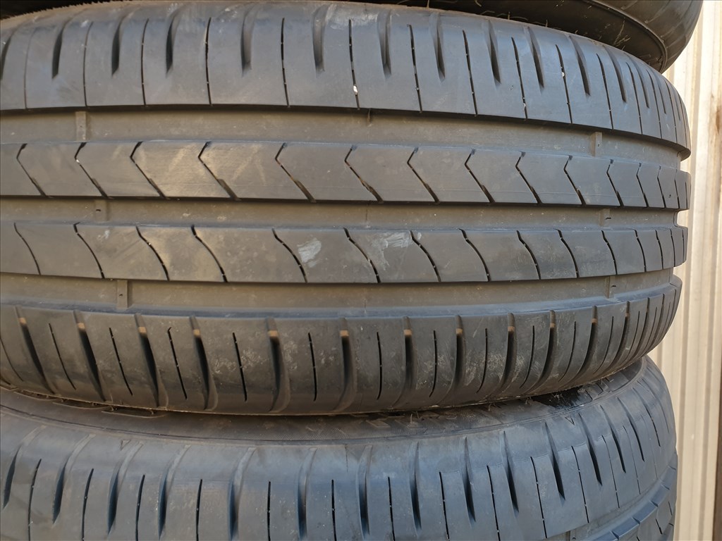  195/55 15 Kumho Ecsta 4. kép