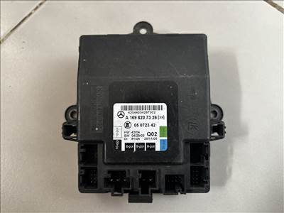 Mercedes B-osztály W245 bal első ajtó vezérlő  a1698207326