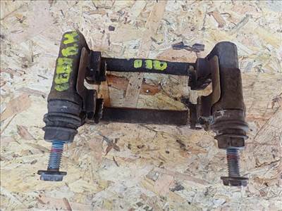 Kia Ceed JD (2012-2018) Bal Hátsó Féknyereg Tartó 