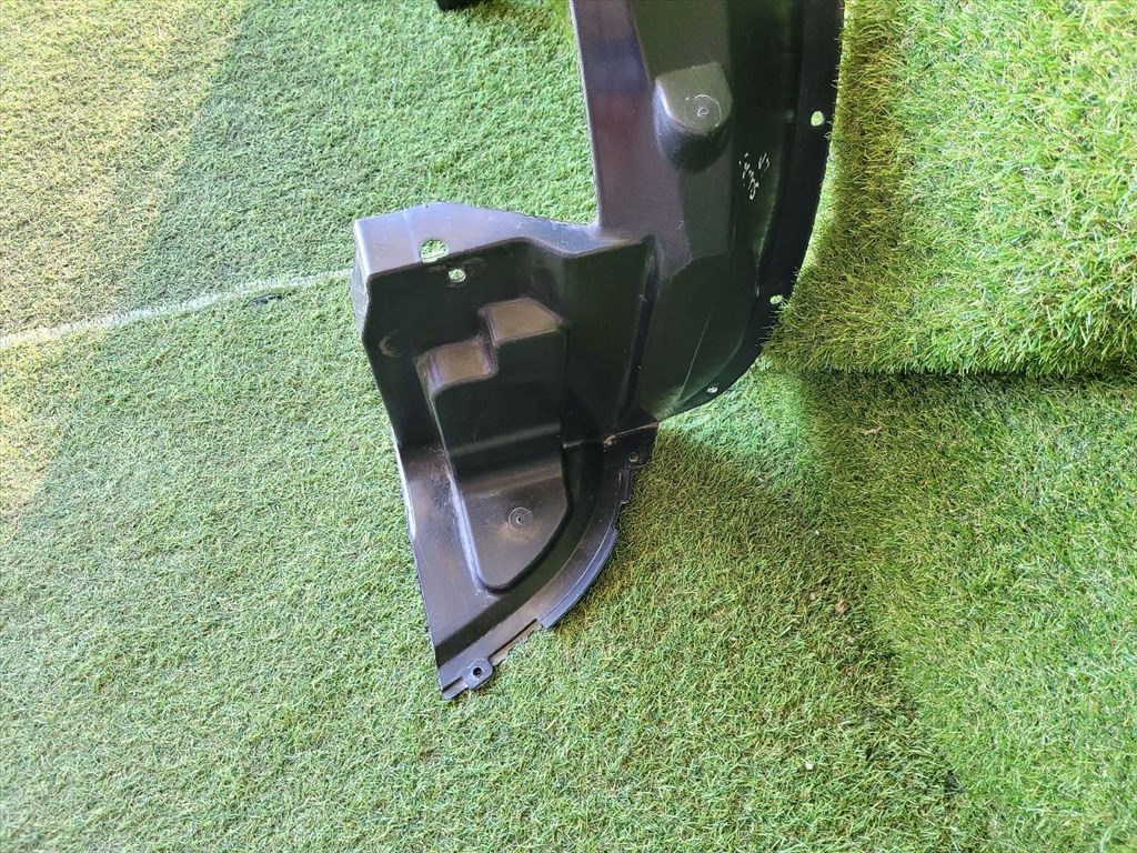 SUZUKI SWIFT III Bal első Dobbetét (Kerékjárati, Műanyag) 7232263J20 9. kép