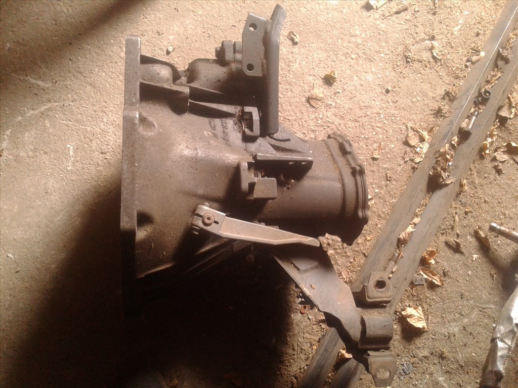 Ford Escort Mk6 1.3i sebességváltó  1. kép