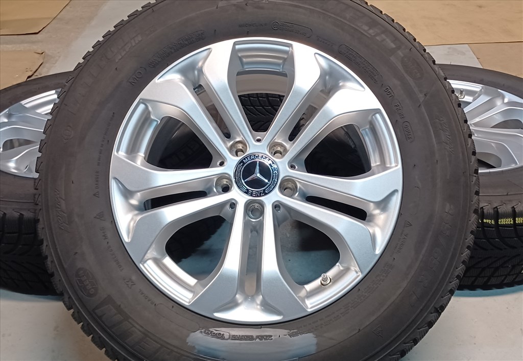 Mercedes W253 GLC klasse 5x112 7,5x17 235/65 R17 téli gumikkal 4db. 7,5-8mm 1. kép