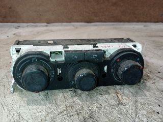 Seat Ibiza III Fűtéskapcsoló (manuális klímás) *135705* 6l0820045