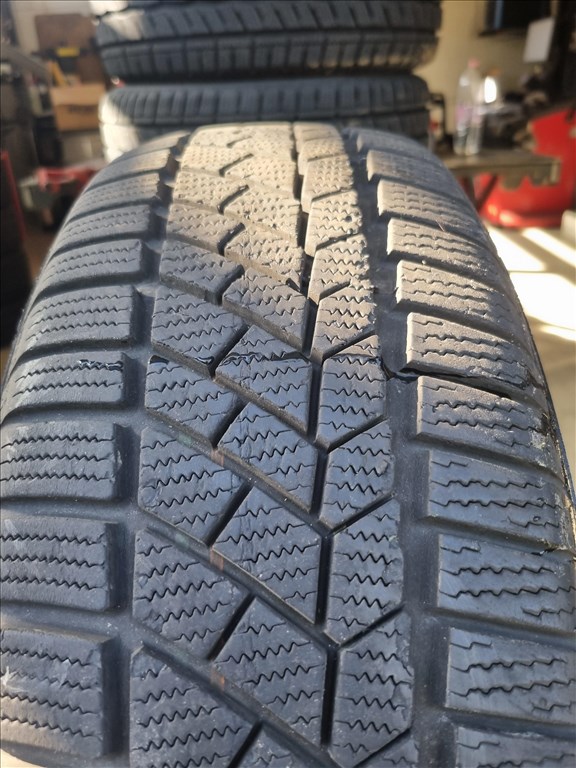  205/6016" használt Continental Contiwintercontact TS830P téli gumi 4db 4. kép