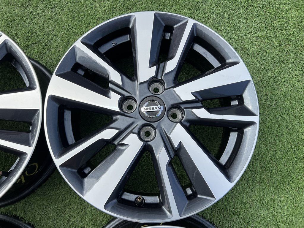 4x100 16" Nissan gyári alufelni 6Jx16h2 ET50 4. kép