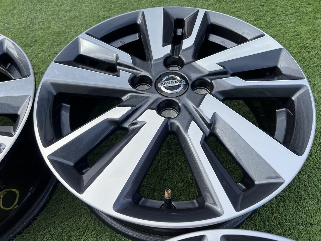 4x100 16" Nissan gyári alufelni 6Jx16h2 ET50 6. kép