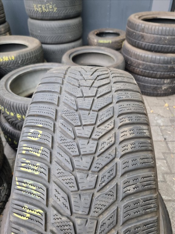  245/4520" újszerű Hankook Winter I cept evo3 téli gumi 2db  4. kép