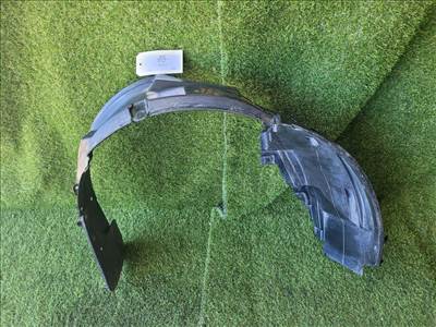 SUZUKI SWIFT IV Jobb első Dobbetét (Kerékjárati, Műanyag) 7232168L0