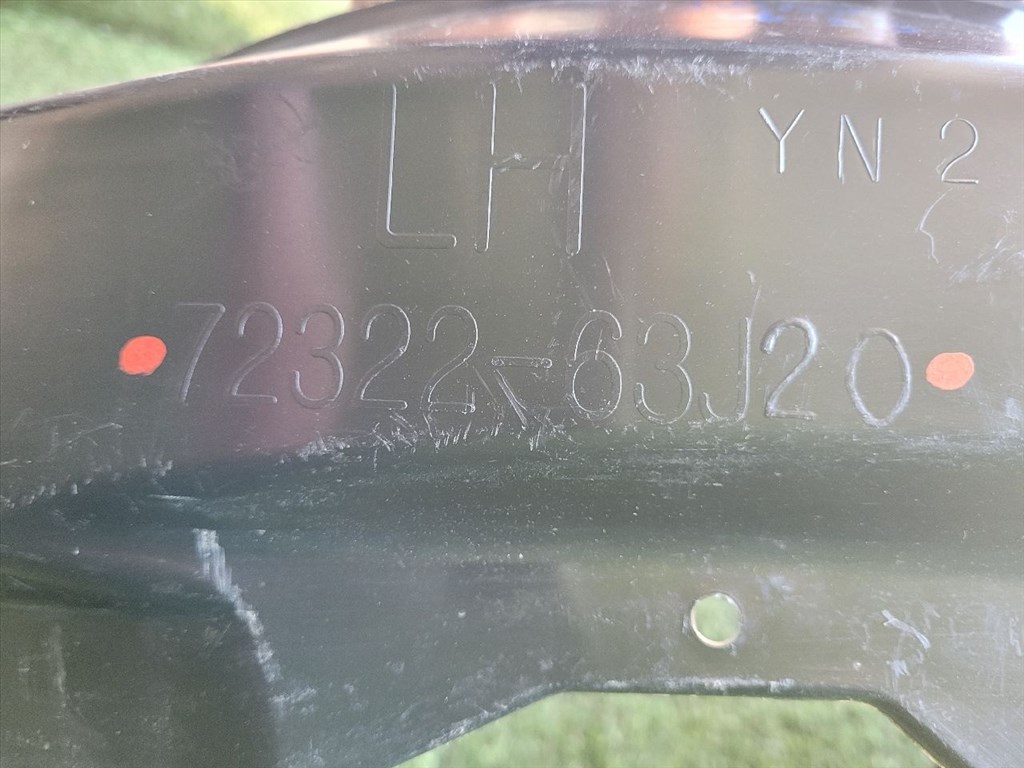 SUZUKI SWIFT III Bal első Dobbetét (Kerékjárati, Műanyag) 7232263J20 3. kép