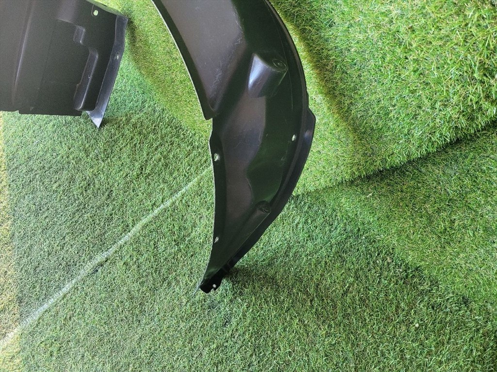 SUZUKI SWIFT III Bal első Dobbetét (Kerékjárati, Műanyag) 7232263J20 6. kép