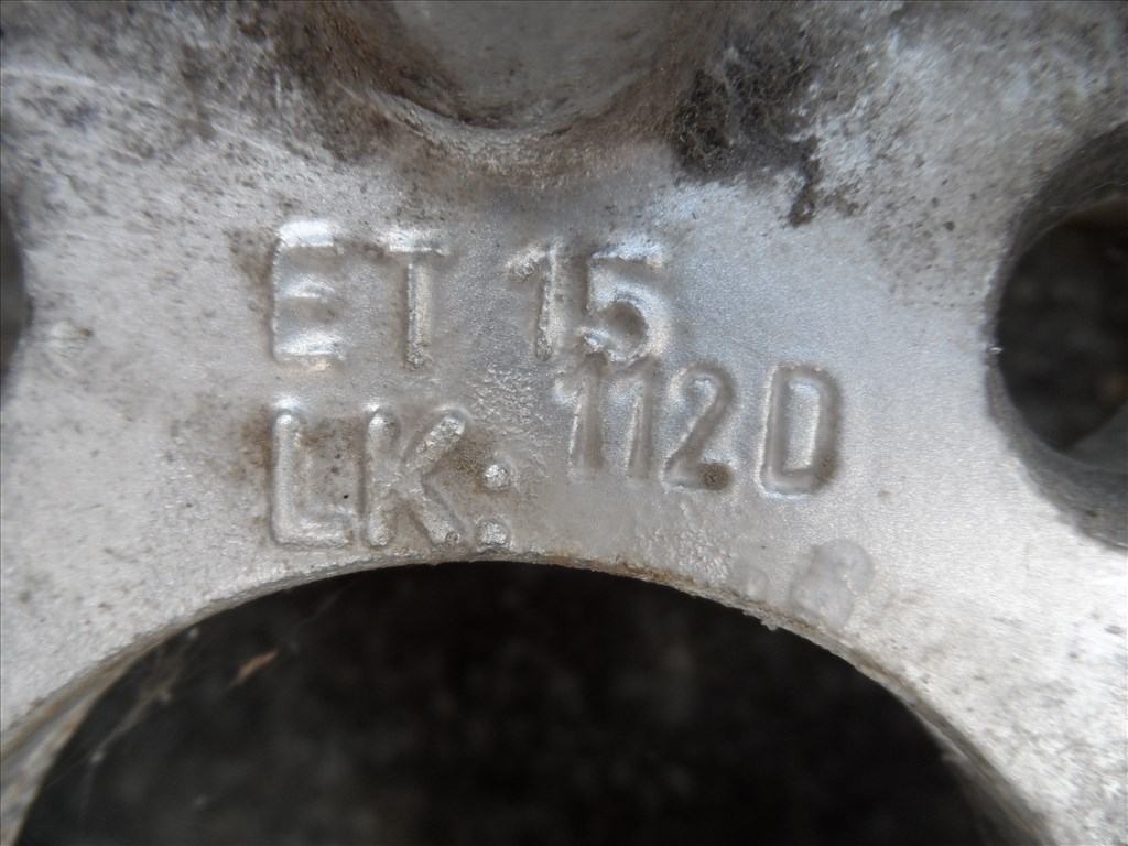  5x112 lyukosztású 9JJ 16" használt Borbet alufelni 6. kép