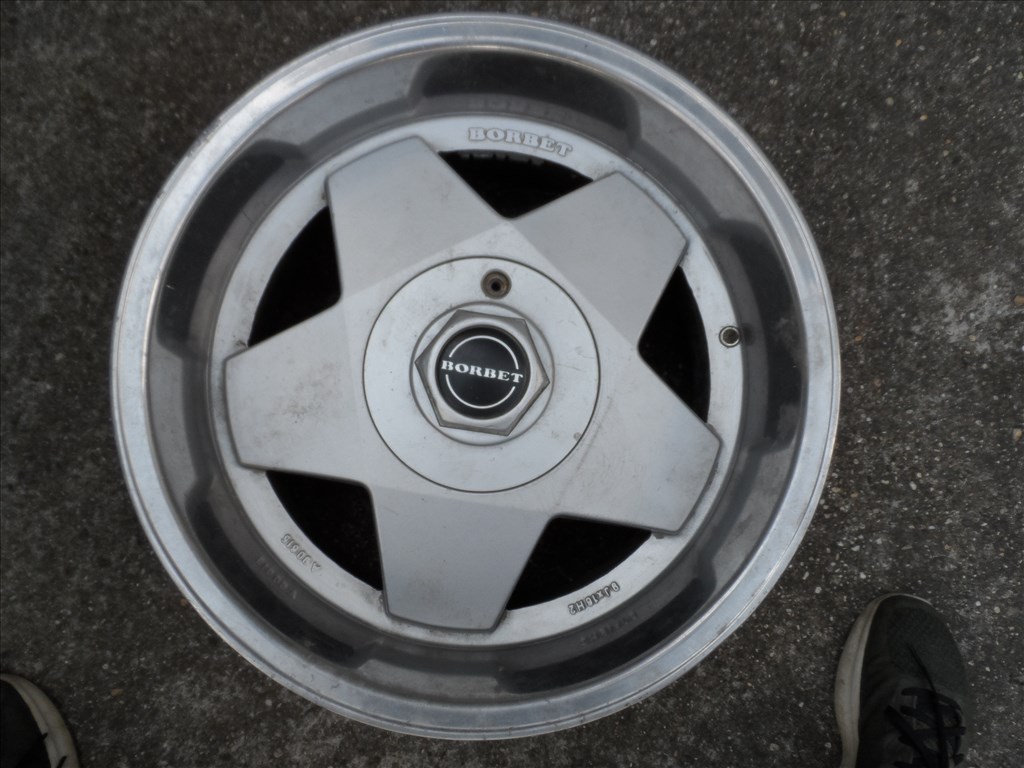 5x112 lyukosztású 9JJ 16" használt Borbet alufelni 11. kép