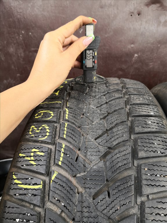 235/60 R18 Dunlop téli gumi 12000ft a 2db/439/ 1. kép