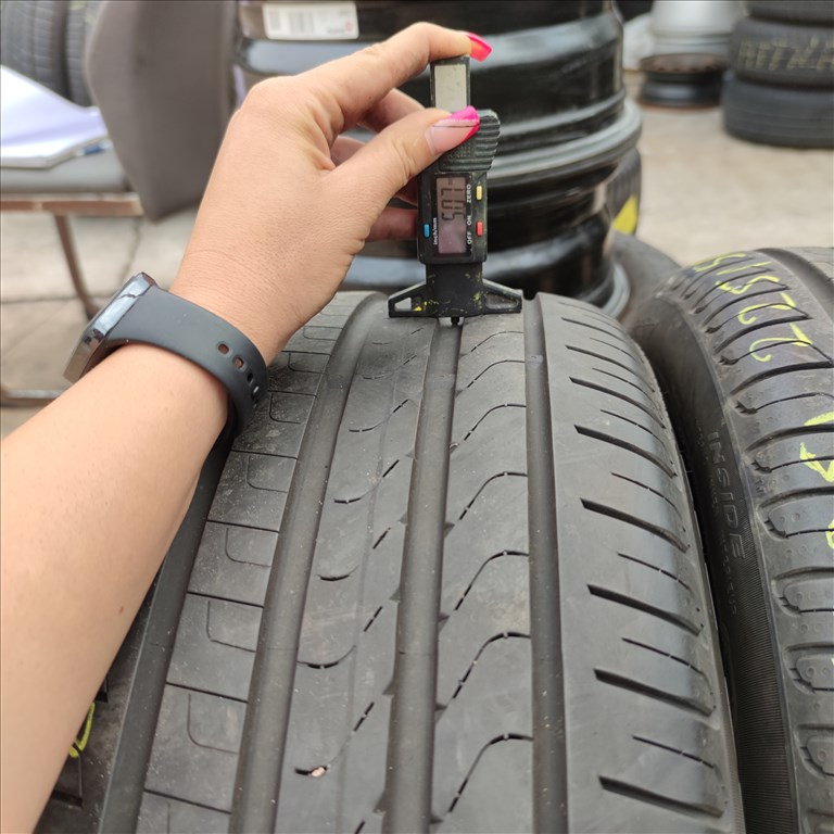  225/50 R17 Pirelli Defekttűrő nyári gumi 89000ft a 4db/285/ 1. kép