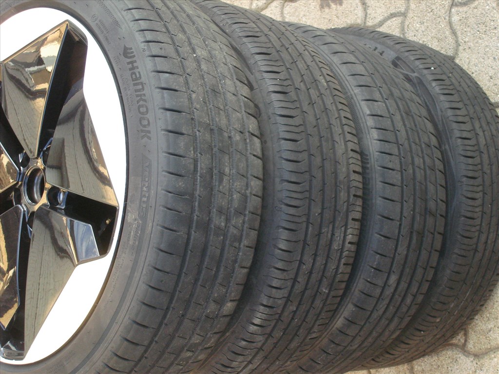 VW ID.3 Gyári 20-as Alufelni+Gumi Felni 7,5JX20 5. kép