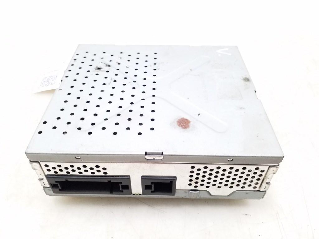 Mercedes E-osztály W211 erősítő  a2118703989 1. kép