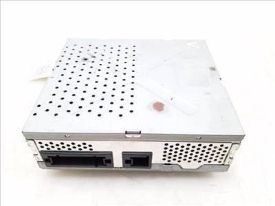 Mercedes E-osztály W211 erősítő  a2118703989