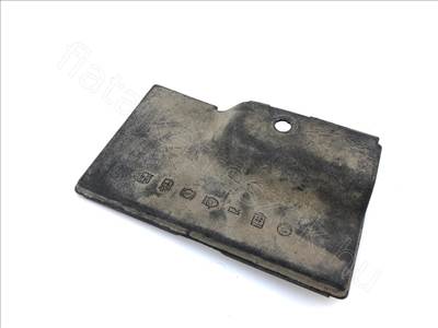 Biztosítékház felső rész - MAREA, BRAVO, BRAVA - BO.7782658 -  - Bontott Fiat  7782658