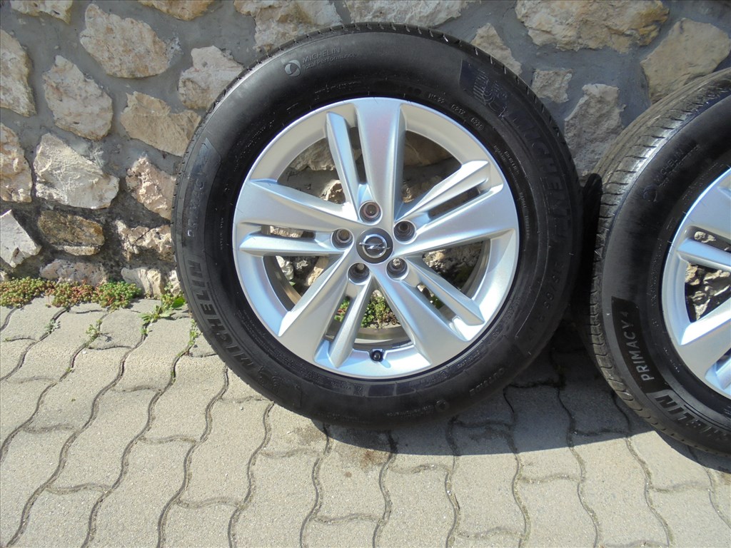 17-es szinte új Opel (215/65-ös Michelin) nyári kerék szett eladó 2. kép