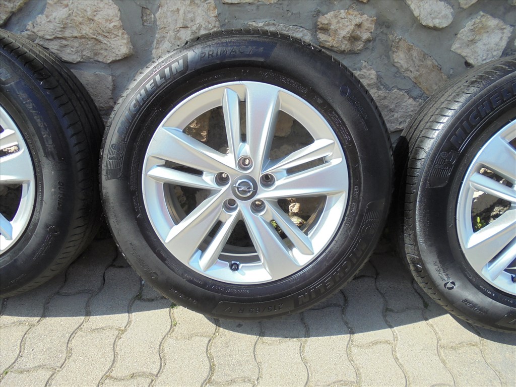 17-es szinte új Opel (215/65-ös Michelin) nyári kerék szett eladó 4. kép