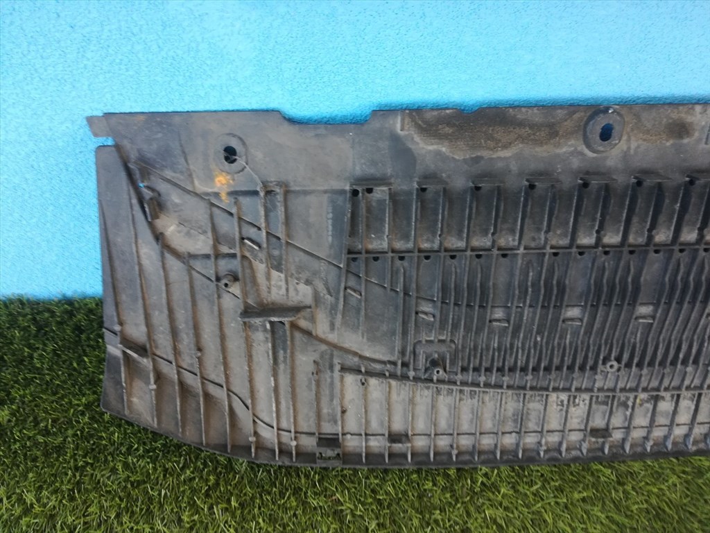 Audi A6 (C7 - 4G) első lökhárító alsó burkolat PDC kábelköteggel  4g5971095 4g5971095h 5. kép