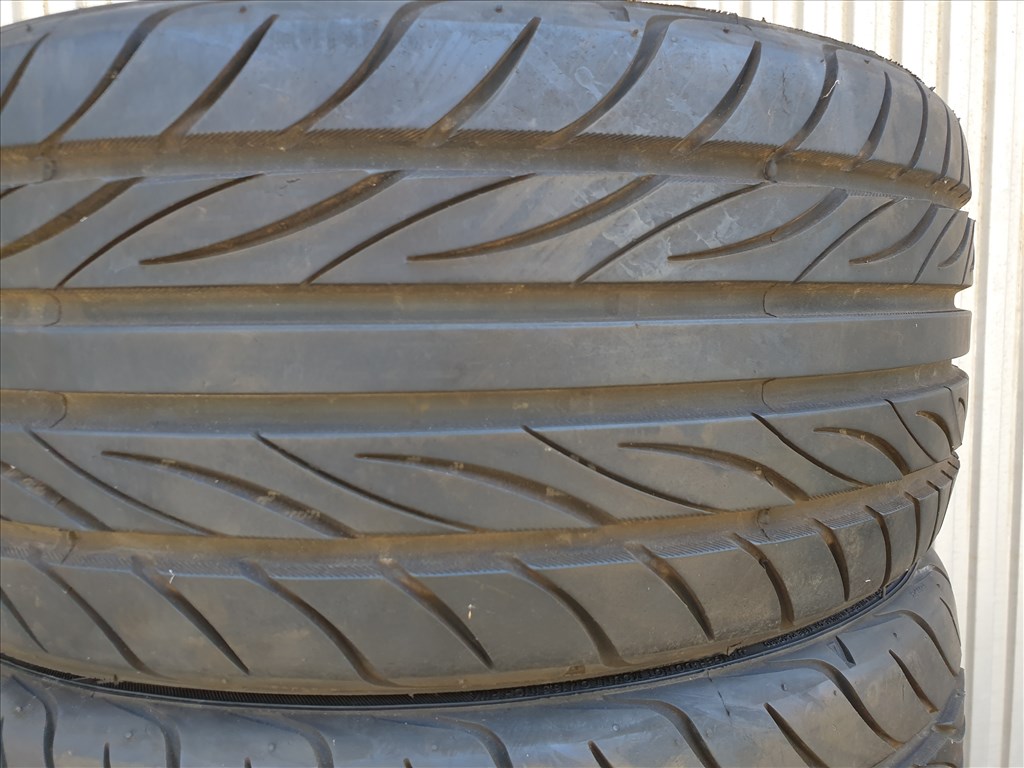  195/40 16 Yokohama S-drive 3. kép