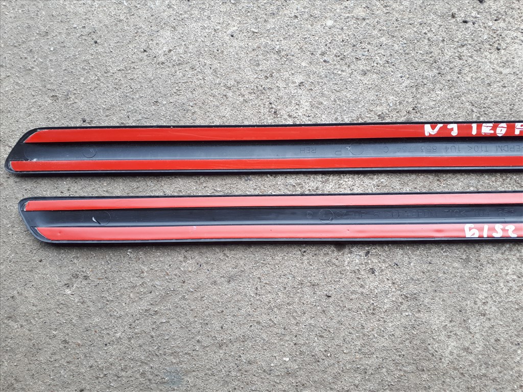 Skoda Octavia I Hátsó ajtódíszléc gyári új 1u4853754c 1u4853753c 4. kép