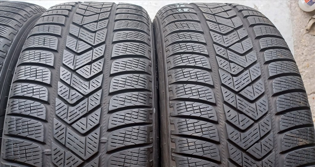  Pirelli Winter Scorpion MO 235/60 R18 téli gumik 4db 6. kép