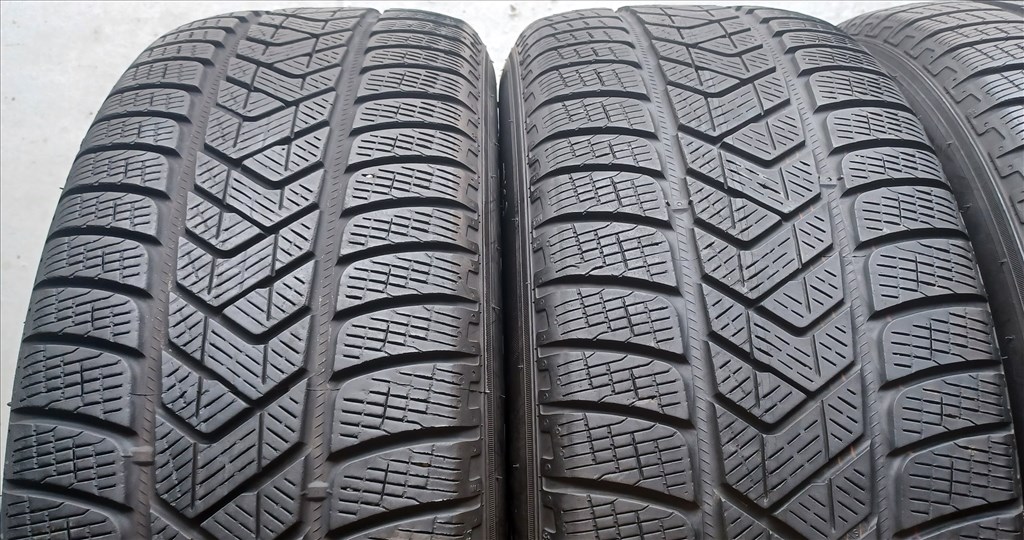  Pirelli Winter Scorpion MO 235/60 R18 téli gumik 4db 7. kép