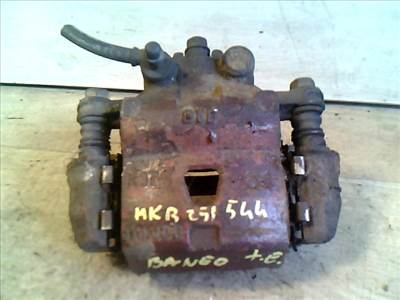 SUZUKI Baleno 1998.09.01-2002.12.31 Jobb első féknyereg munkahengerrel