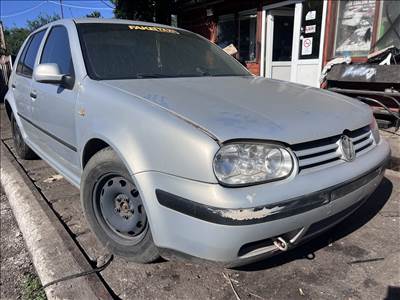 Volkswagen Golf IV 1.6i bontott alkatrészei