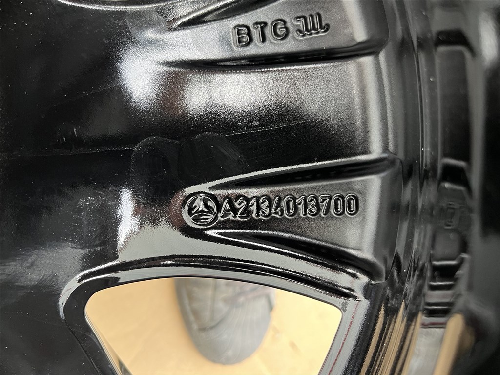 Mercedes W213 18" 5x112 gyári bicolor alufelni 18 coll C CLA E 8. kép