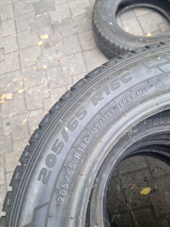  205/6516C" újszerű Pirelli Carrier winter téli gumi 4db  5. kép