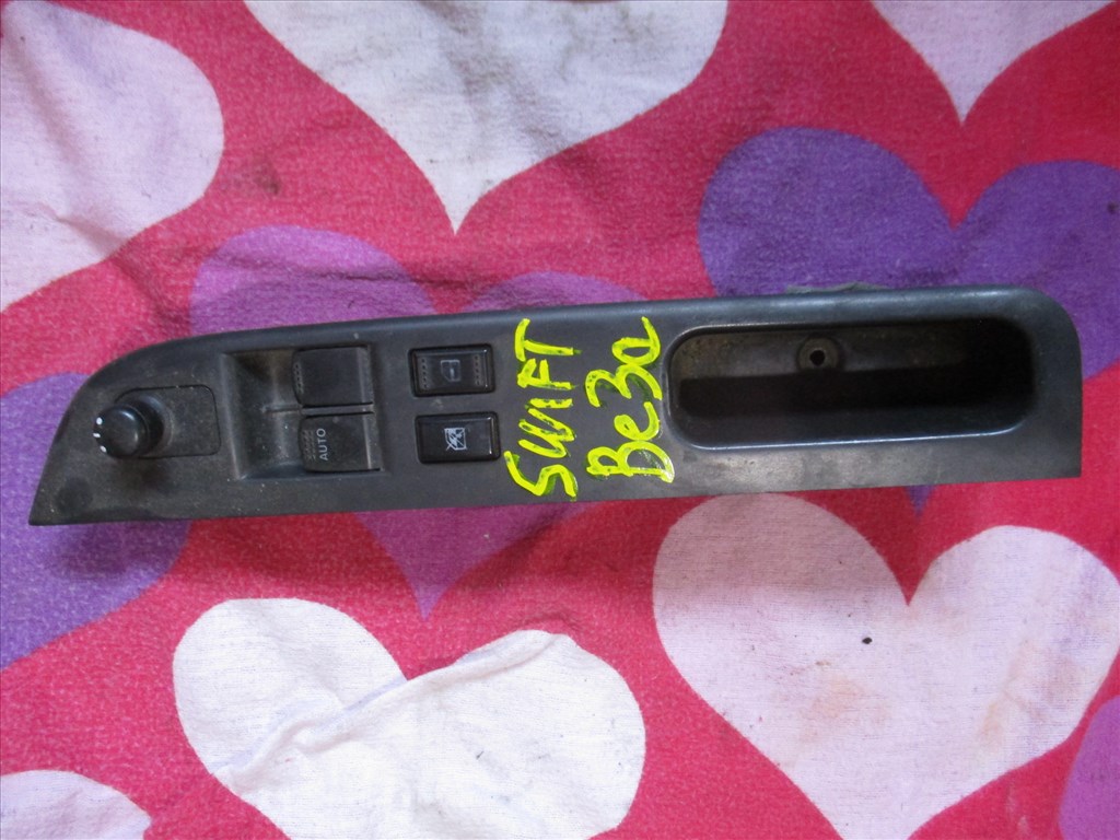 Suzuki Swift V elektromos ablakemelő kapcsoló bal első 1. kép