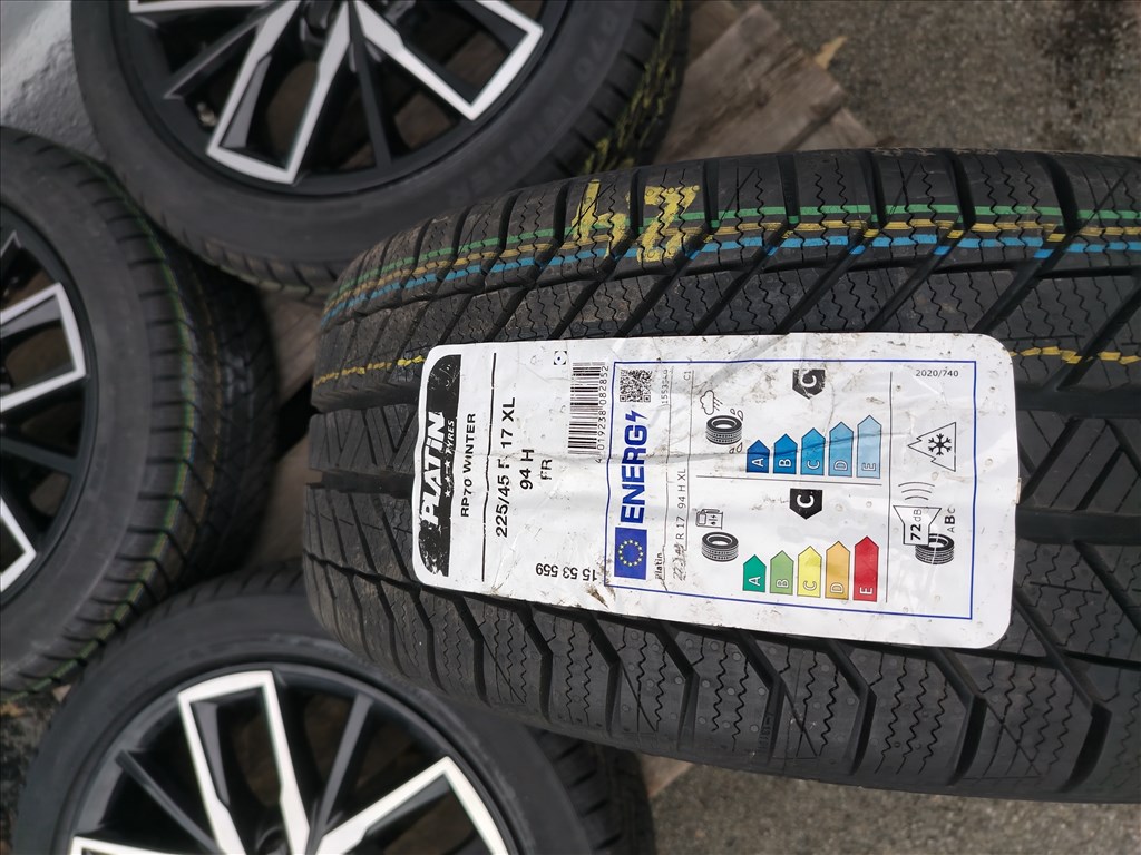  Toyota Corolla 2019ig 5x114.3 17" (gyári felni) alufelni 225/45 új téli gumi 7. kép