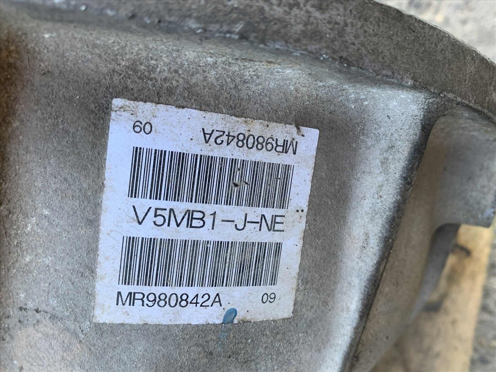 Mitsubishi L200 2.5D manuális sebességváltó  v5mbjne mr980842a 3. kép