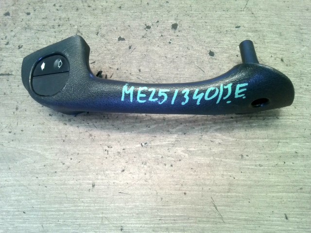 FORD KA cabrio Jobb első ablakemelő kapcsoló 1. kép