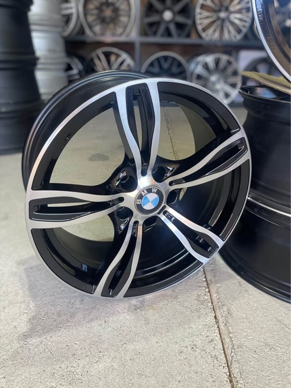 BMW E60-61 M5 18” alufelni 1. kép