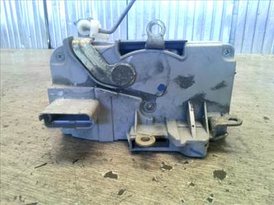 CITROEN C5 -04.09 Bal első ajtó zárszerkezet központi záras