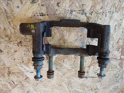 Vw Jetta (2005-2010) Jobb Hátsó Féknyereg Tartó 