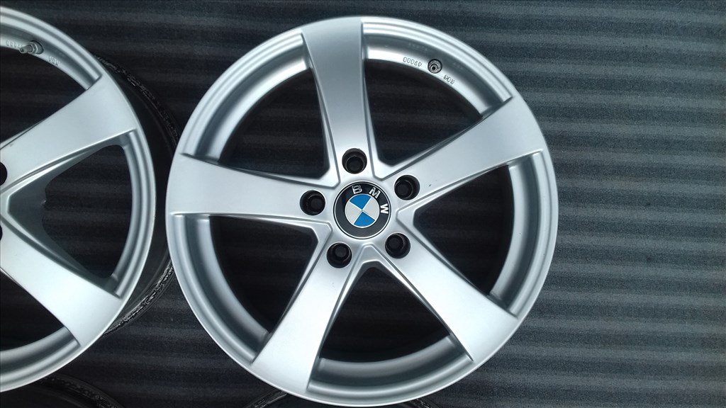  5x120 lyukosztású 7,5J 17" használt Dezent alufelni BMW Opel Insignia 2. kép