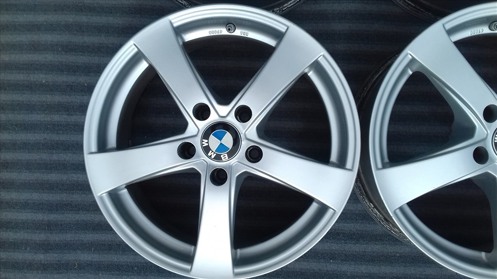  5x120 lyukosztású 7,5J 17" használt Dezent alufelni BMW Opel Insignia 4. kép