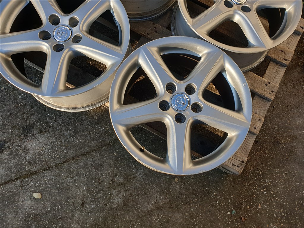 17" 5x114,3 Toyota 4. kép
