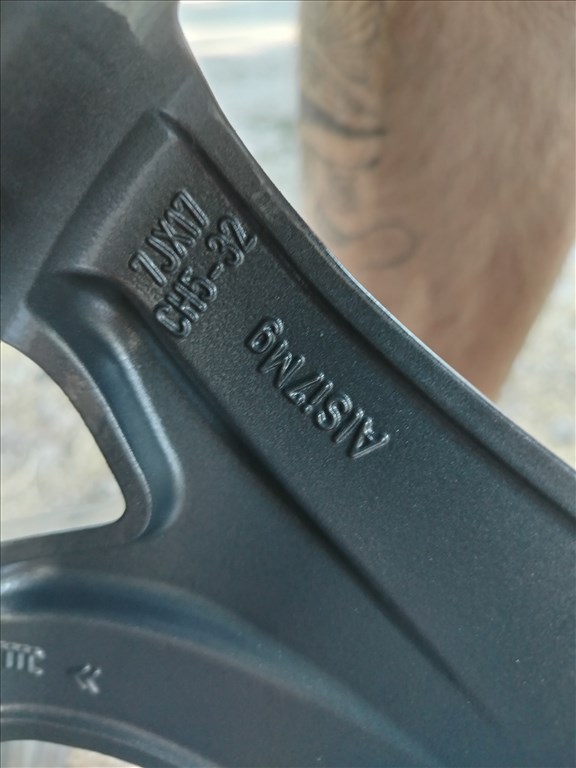  Citroen C5/Picasso II 17" (gyári felni) alufelni 6. kép